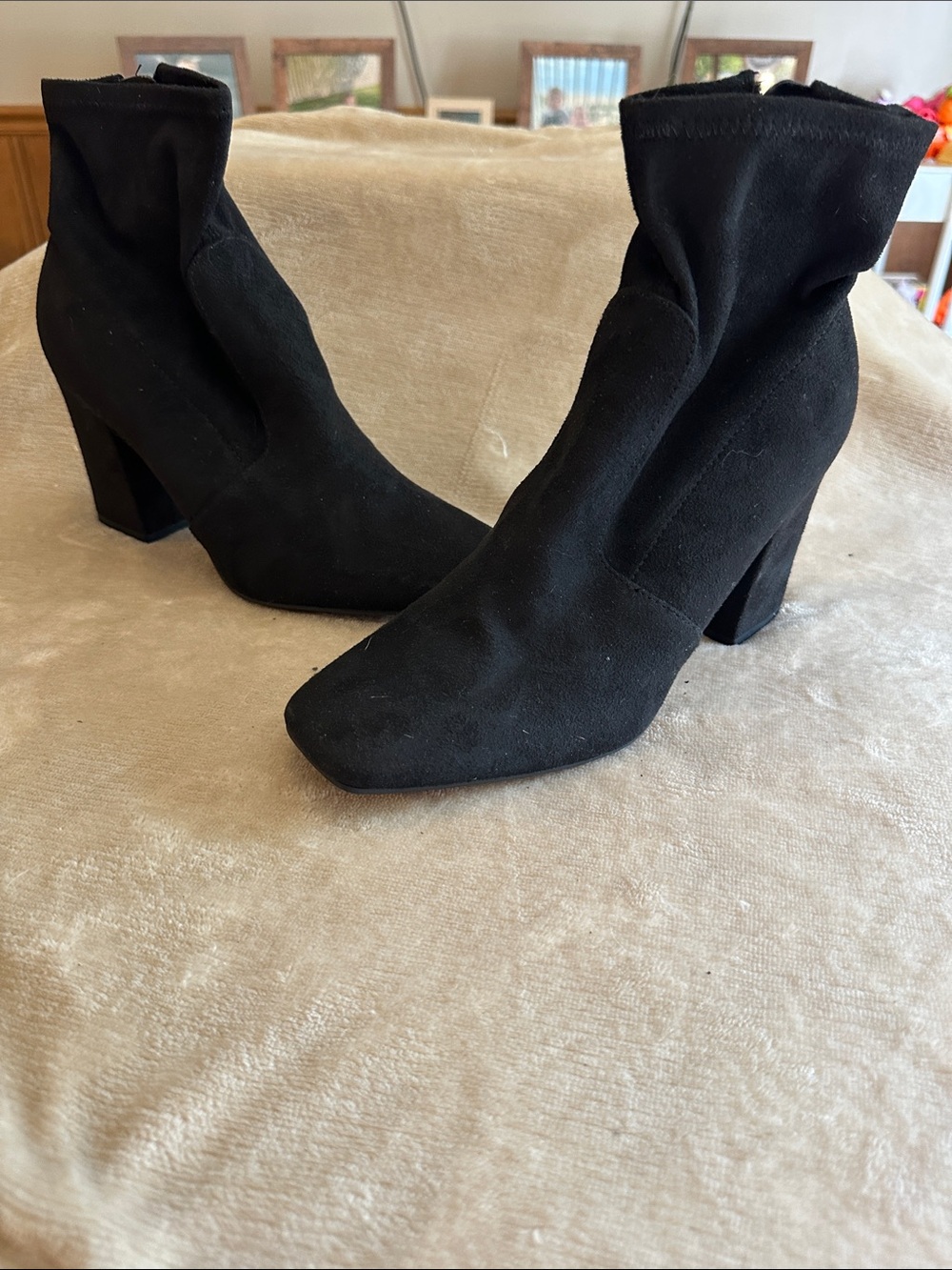 Liz Claiborne Black Stretch Sock Ankle Boots with Block Heel